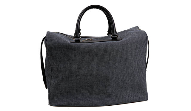 <strong>TRAVER ITAQUI </strong><br> SIZE｜H28cm×W20cm×D31cm<br> 価格｜5万1840円