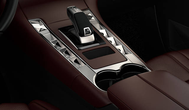 オペラ・アート ルビーのインテリア