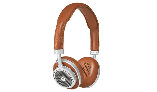 <strong>MW50 密閉型ワイヤレスオンイヤーヘッドホン</strong> <br /> <br /> カラー｜「シルバー/ブラウン」<br /> ドライバー｜40mmベリリウム<br /> 充電｜USB-Cポートから急速充電<br /> 再生時間｜約16時間（フル充電時）<br /> 参考価格｜5万5500円（税込）