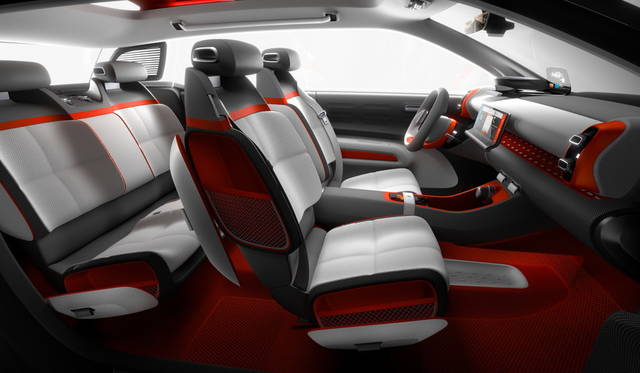 Citroen C-AIRCROSS CONCEPT|シトロエン C-AIRCROSSコンセプト 008