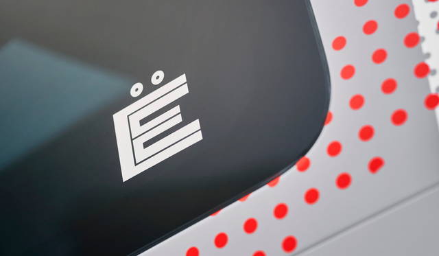 Copyright William Crozes@Stink