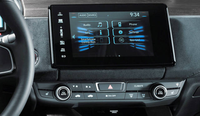 2015年の東京モーターショーでワールドプレミアを果たした燃料電池車両