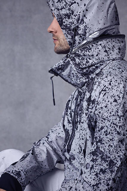 MEN'S<br>コート 7万5000円（税別）、その他 参考商品