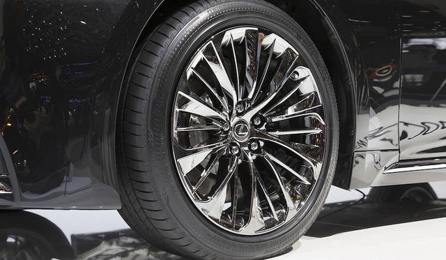 Lexus LS 500h|レクサス LS 500h 007