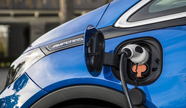 Opel Ampera e|オペル アンペラe 041
