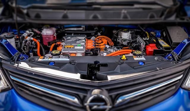 Opel Ampera e|オペル アンペラe 042