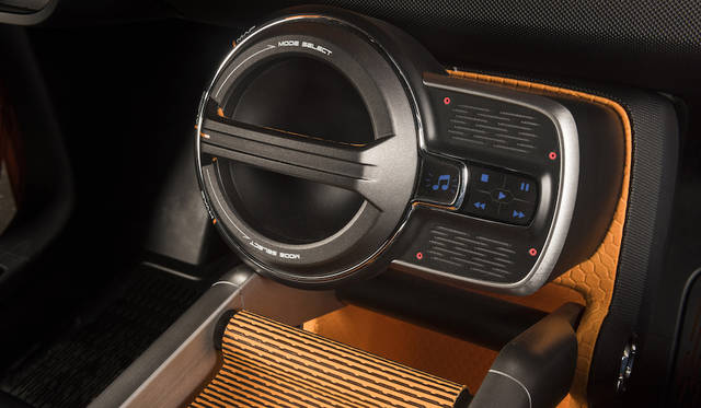 アウトドアでも利用できる、取り外し可能なオーディオ