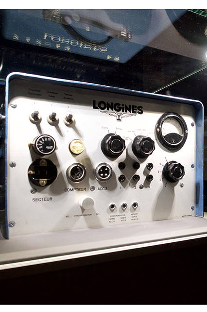 ロンジンが開発した初のクォーツ時計