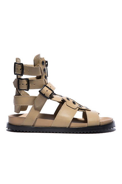 サンダル6万8000円（ディーゼル ブラック ゴールド）