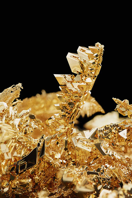HUBLOTが取り組む素材研究。ゴールドの結晶。