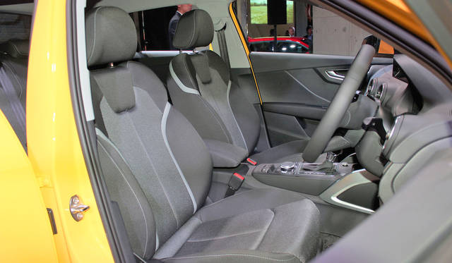 Audi Q2 1.0TFSI|アウディ Q2 1.0TFSI017