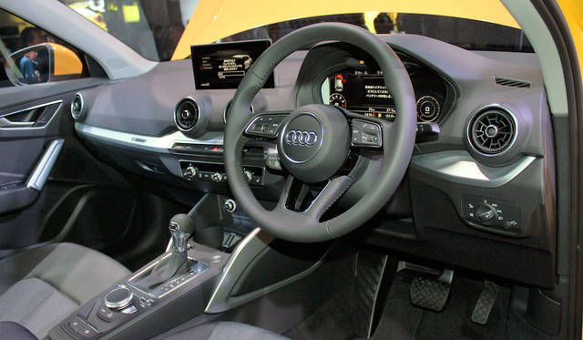 Audi Q2 1.0TFSI|アウディ Q2 1.0TFSI019