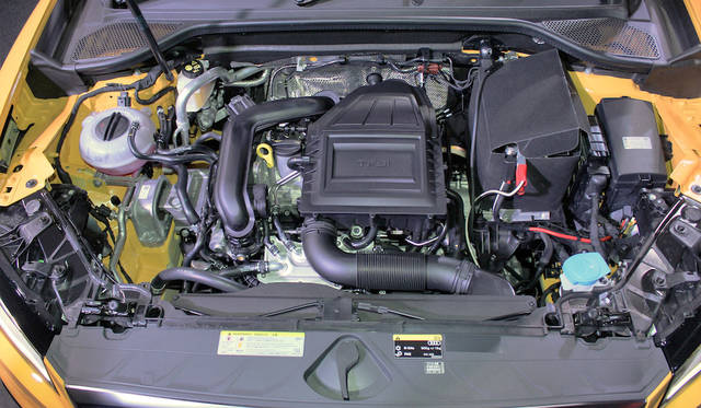 Audi Q2 1.0TFSI|アウディ Q2 1.0TFSI020