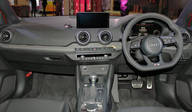 Audi Q2 1.0TFSI|アウディ Q2 1.0TFSI021