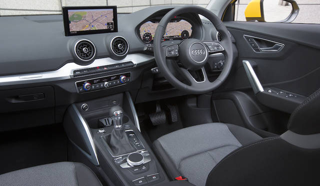 Audi Q2 1.0TFSI|アウディ Q2 1.0TFSI043