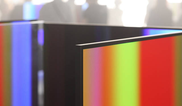 LGの「S.F.-Sense of the Future」は有機エレクトロルミネッセンスを使う