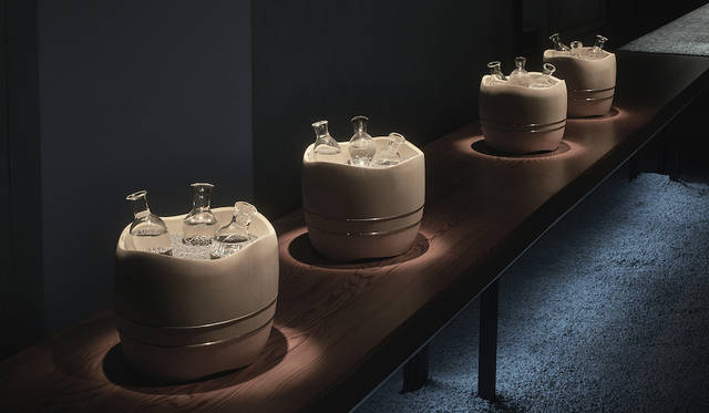 中川木工芸の桶にはパナソニックデザインが調達した真円に近いというステンレス球が使われている