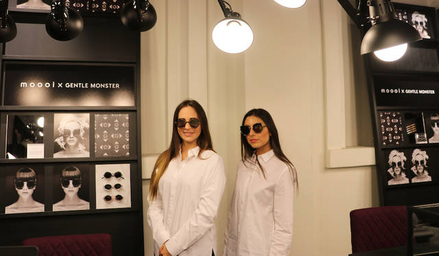 Moooiが韓国のトンがったサングラスメーカー、ジェントルモンスターと組んだ新製品