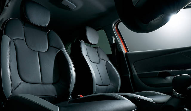 プレミアム　リアシート