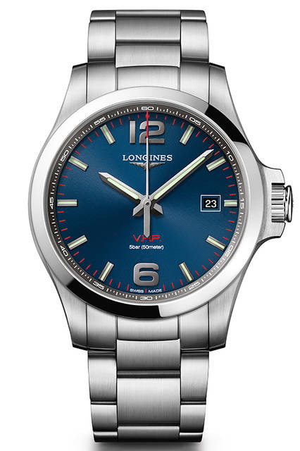 <strong>コンクエスト V.H.P.</strong><br /> <br /> Ref｜L3.716.4.96.6<br /> 精度｜年差±5秒<br /> 機能｜スマートクラウン　※時差修正時、リューズを勢い良く回すと、針を一時間分スムーズに送ることができる<br /> ケース及びブレスレット素材｜ステンレススチール<br /> ケース径｜41mm<br /> 価格｜12万1000円　※税別予価<br /> 発売｜今冬発売予定<br />