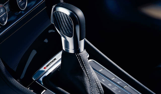 Volkswagen Golf R|フォルクスワーゲン ゴルフ R 101 7段DSGトランスミッション