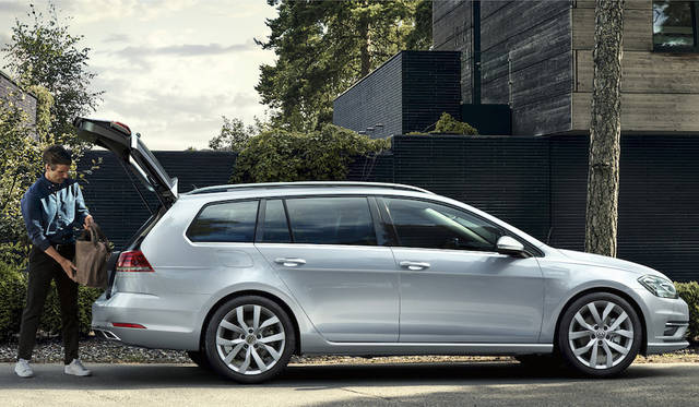 Volkswagen Golf Variant TSI HighLine|フォルクスワーゲン ゴルフ ヴァリアント TSI ハイライン 123