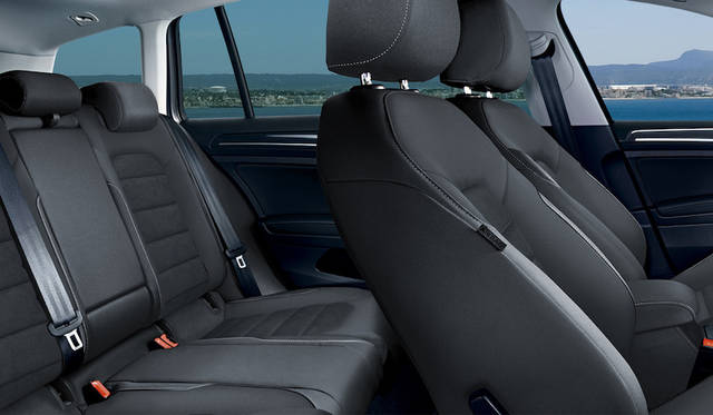 Volkswagen Golf Variant TSI HighLine|フォルクスワーゲン ゴルフ ヴァリアント TSI ハイライン 127