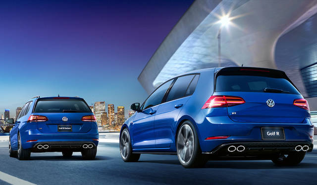 Volkswagen Golf R Variant|フォルクスワーゲン ゴルフ R ヴァリアント 141