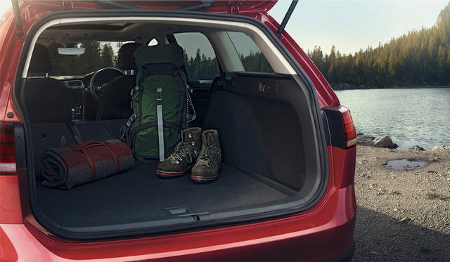 Volkswagen Golf Alltrack TSI 4MOTION|フォルクスワーゲン ゴルフ オールトラック TSI 4モーション 163