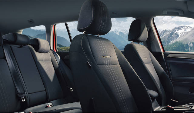 Volkswagen Golf Alltrack TSI 4MOTION|フォルクスワーゲン ゴルフ オールトラック TSI 4モーション 169 専用ファブリックシート