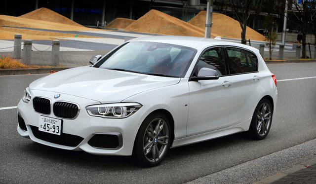 4ドアのハッチバックボディは利便性が高い