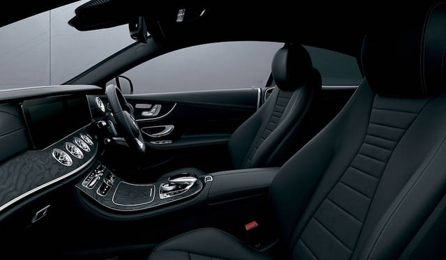 s_051_Mercedes-Benz-E200s