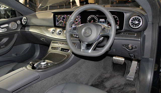 Mercedes-Benz E Class Coupe|メルセデス・ベンツ Eクラス クーペ015