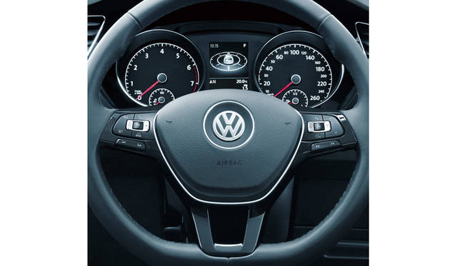 レザーマルチファンクションステアリングホイール