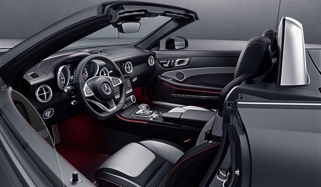 Mercedes-AMG SLC 43 RedArt Edition|メルセデスAMG SLC 43 レッドアート エディション