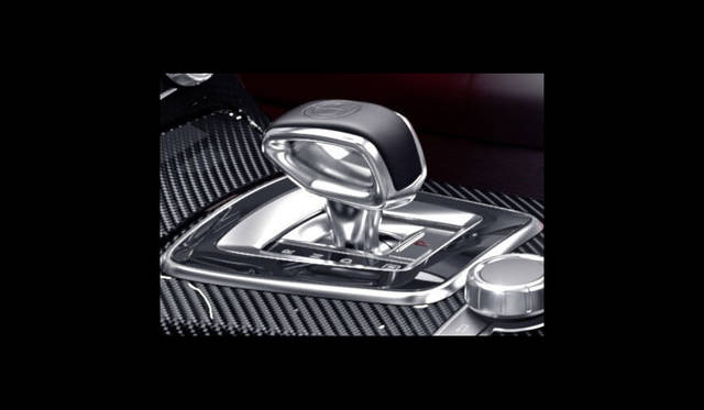 Mercedes-AMG SLC 43 RedArt Edition|メルセデスAMG SLC 43 レッドアート エディション