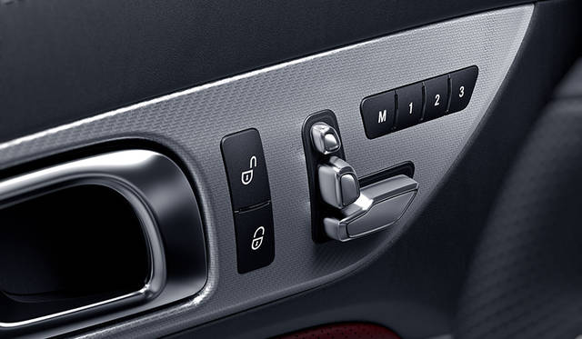 Mercedes Benz SLC 180 Sports RedArt Edition|メルセデス・ベンツ SLC 180 スポーツ レッドアート エディション