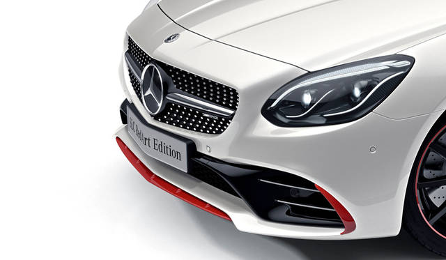 Mercedes-AMG SLC 43 RedArt Edition|メルセデスAMG SLC 43 レッドアート エディション