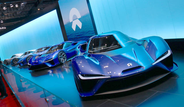 NIO EP9｜蔚来 EP9<br>上海を拠点とするスタートアップ企業が公開したスーパースポーツEV。米国のサーキットで自動運転による最高速160mph/h（約256km/h）を達成。