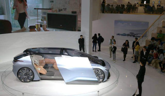 NIO Eve｜蔚来 イヴ<br>上海を本拠とするEVスタートアップ企業NIOが公開した自動運転EVコンセプト「イヴ」。家屋とのシームレスな感覚を強調。2020年に米国での発売を計画している。