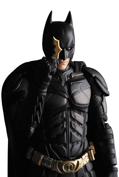MAFEX BATMAN Ver.3.0 「ダークナイト ライジング」より、バットマンが登場。全高約160mm。各種手首パーツ、グラップネルガン、ボムガン、E.M.P.ブラスター、バットラング、可動式フィギュアスタンド付き。頭部原型製作/島崎恭一。パーツ原型製作/PERFECT-STUDIO。衣装製作/のだゆみこ(創ing)。6800円(税別)。2018年3月発売予定。<br />※監修中のサンプルを撮影しているため、発売商品とは一部異なる場合があります。<br />BATMAN BEGINS, THE DARK KNIGHT, THE DARK KNIGHT RISES and all related characters and elements © & ™ DC Comics and Warner Bros. Entertainment Inc. (s17)