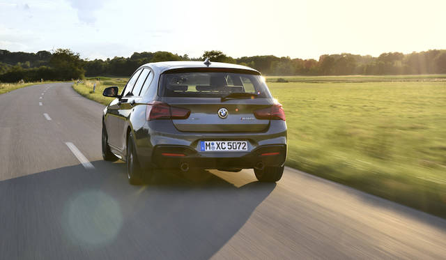 BMW 1 Series|ビー・エム・ダブリュー1シリーズ010