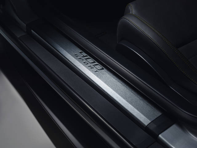 F‑TYPE 400 SPORT COUPÉ