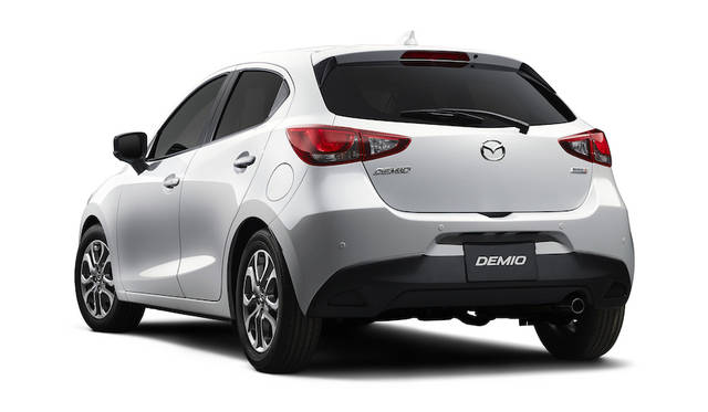 マツダデミオ特別仕様車「Noble Crimson」