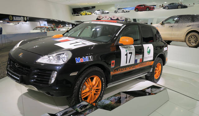 Porsche Cayenne S Transsyberia
