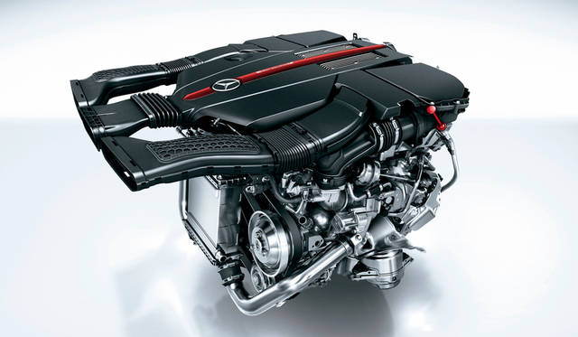 最高出力390psを発揮する3.0リッターV6ターボガソリンエンジン