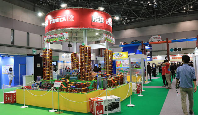 Phorographs by ARAKAWA Masayuki