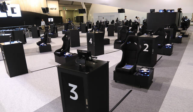 Phorographs by ARAKAWA Masayuki