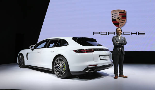  ポルシェAGエクステリアデザイナー 山下周一氏