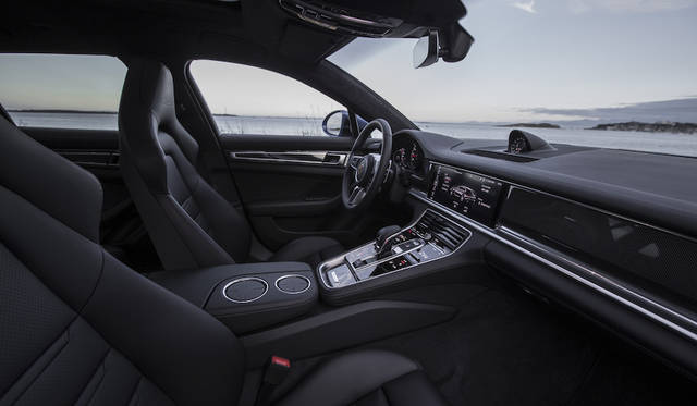 sapphire blue metallic